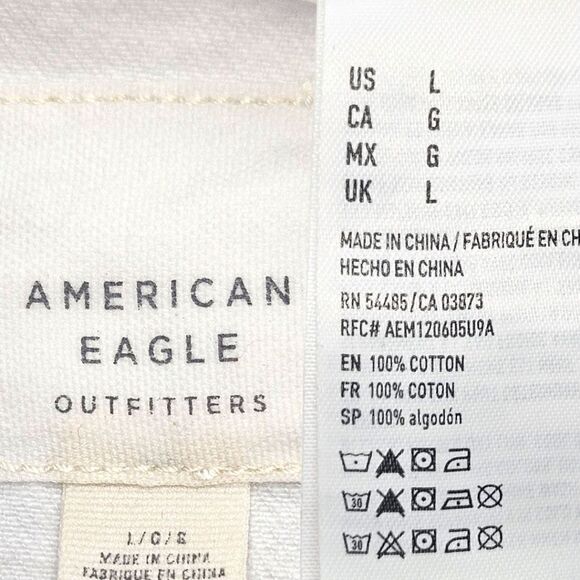 AMERICAN EAGLE White Ripped, Distressed, Cropped Denim Jacket Size Large - Picture 15 of 16